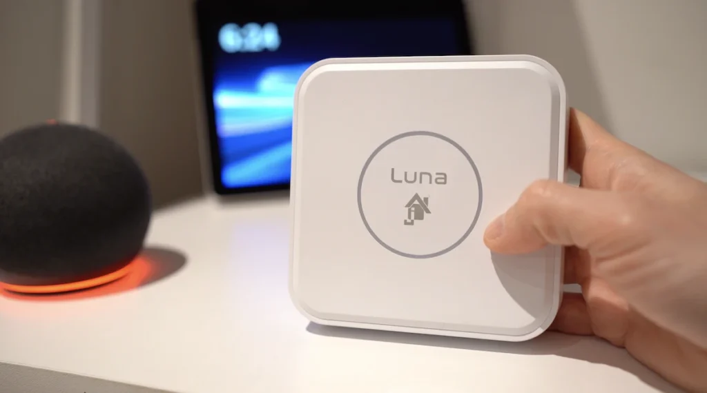 Schneider Electric CCTFR6100: Termostatický ventil kompatibilný so Zigbee Zigbee2Mqtt