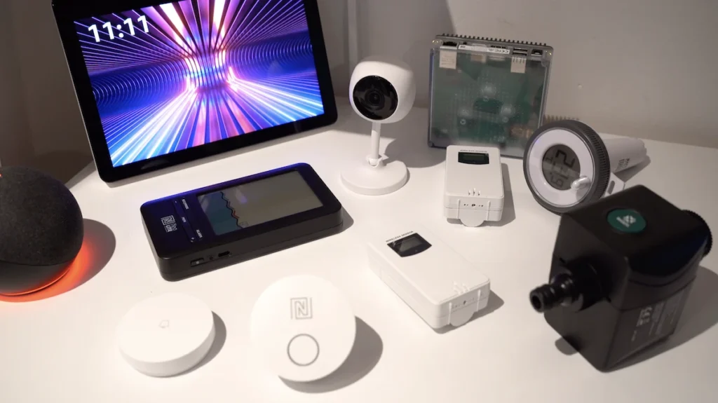Урок за използване на устройствата Tuya Smart Life и Home Assistant.