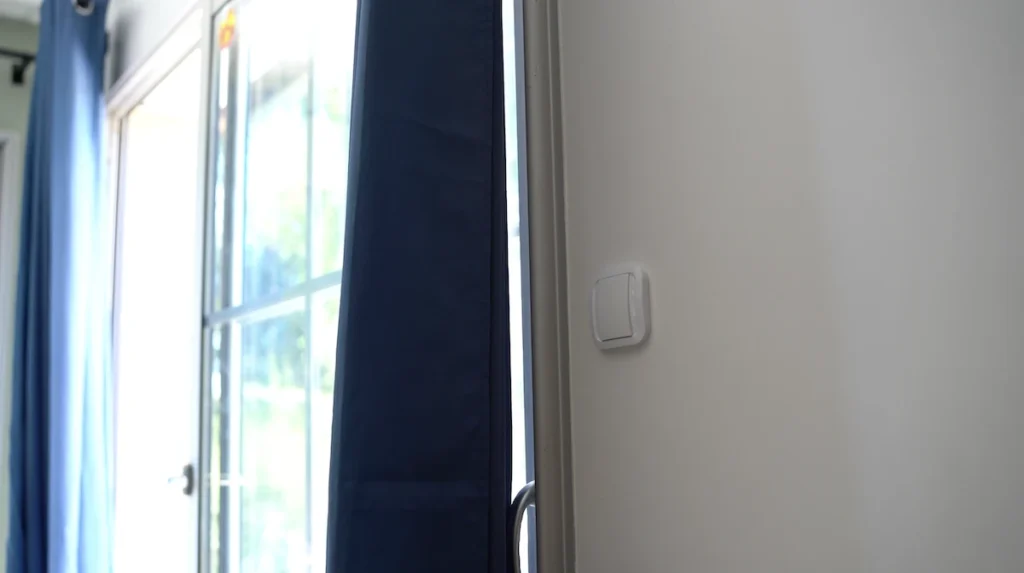 NodOn CWS-4-1-00: Batteryless and wireless Zigbee Green Power Switch