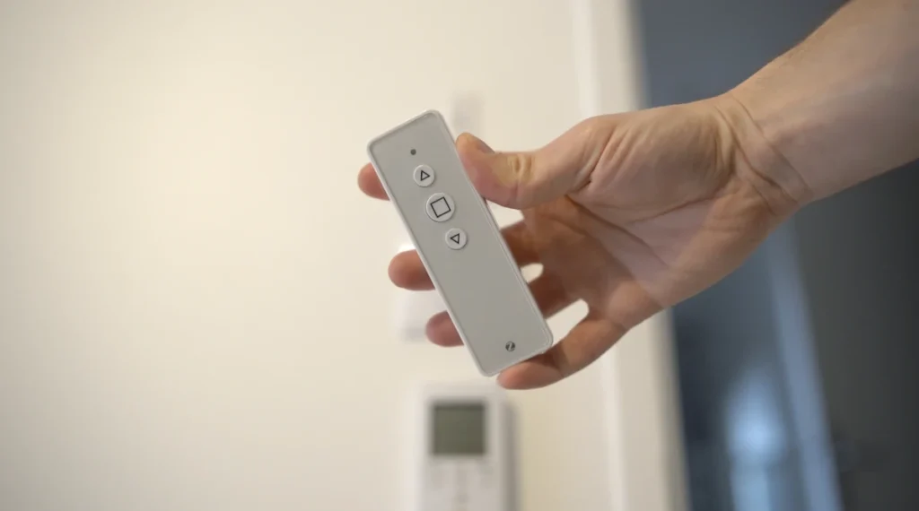 Moes ZTRV-801-MS: Válvula termostática Zigbee completa e económica